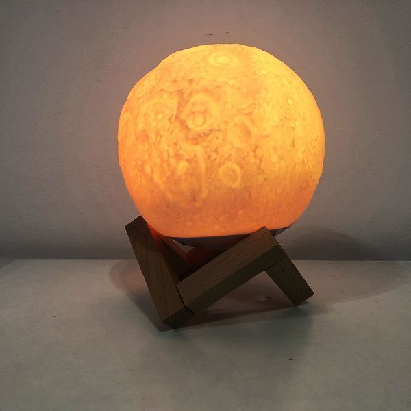 Ночник светящаяся луна Moon Lamp 13 см, Ночник для ребенка на ночь, Ночник для хорошего сна ребенка ws35123 фото