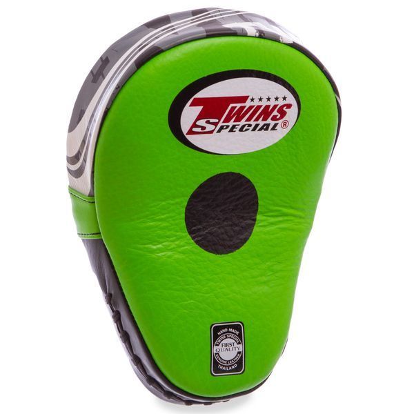 Лапа боксерская изогнутая тренировочная кожа TWINS PML10 18x27x4,5см 1штука цвета в ассортименте PML10 фото