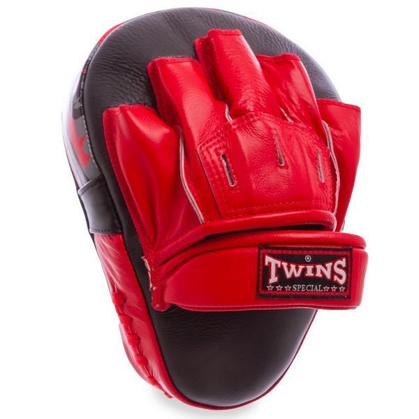 Лапа боксерская изогнутая тренировочная кожа TWINS PML10 18x27x4,5см 1штука цвета в ассортименте PML10 фото