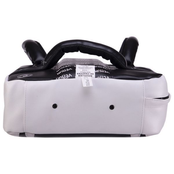 Макивара Изогнутая тренировочная для отработки ударов Skintex VENUM ABSOLUTE LONG KICK SHIELD VN1201 53х43х10см 1шт черный-белый VN1201 фото