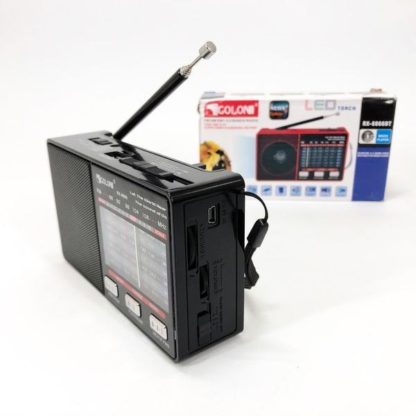 Радио GOLON RX-8866 цифровой портативный радиоприемник с фонариком функцией PowerBank. Цвет: черный ws66942 фото