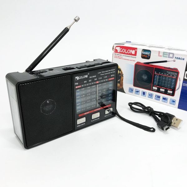 Радио GOLON RX-8866 цифровой портативный радиоприемник с фонариком функцией PowerBank. Цвет: черный ws66942 фото
