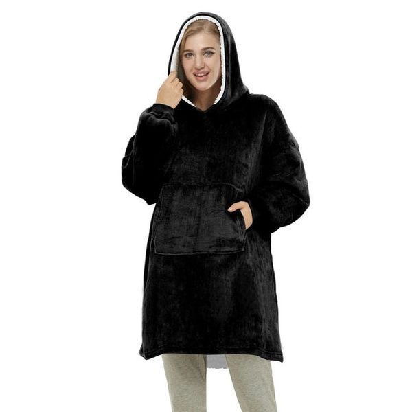 Плед толстовка с капюшоном и рукавами Huggle Hoodie оверсайз. Цвет: черный ws96134-3 фото