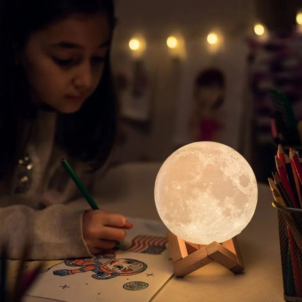 Ночник светящаяся луна Moon Lamp 18 см, Ночник детский для комнаты, Детский ночник безопасный для ребенка ws35123-1 фото