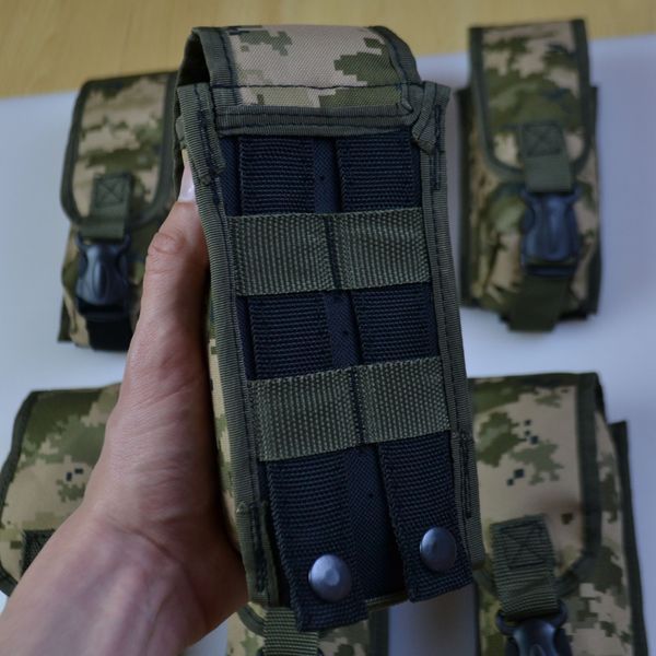 Подсумок на 2 магазина двойной из кордуры пиксель MOLLE тактический ws63825 фото