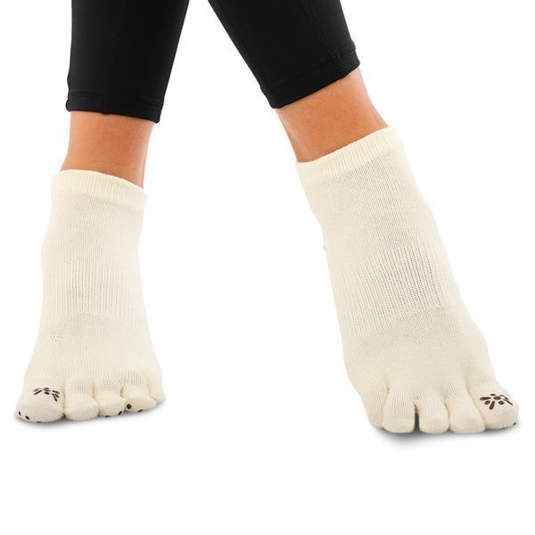 Носки для йоги и пилатеса с закрытыми пальцами нескользящие BLOOM YOGA SOCKS LB7081 размер 36-41 цвета в ассортименте LB7081 фото