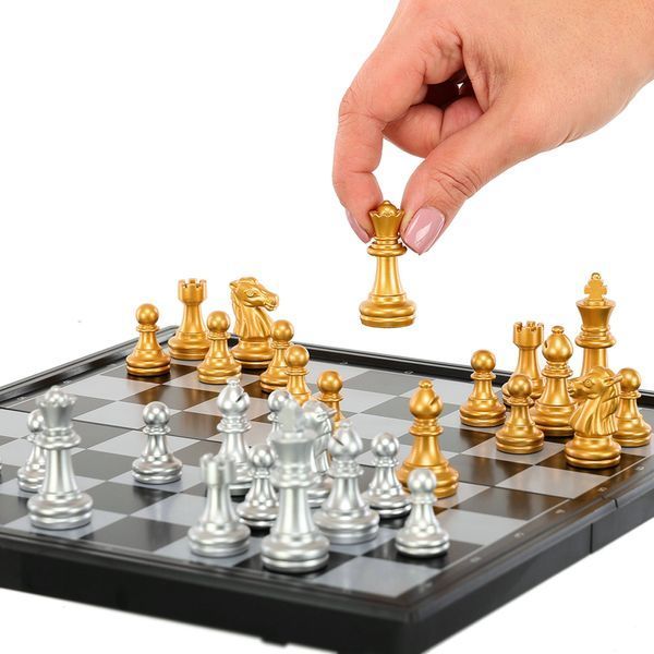 Шахматы настольная игра пластиковые на магнитах Bear Card 2212A размер 25см x 25см х 2см 2212A фото