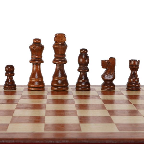 Шахматы настольная игра деревянные Xinliye W5206 размер 32x32х2,5 см W5206 фото