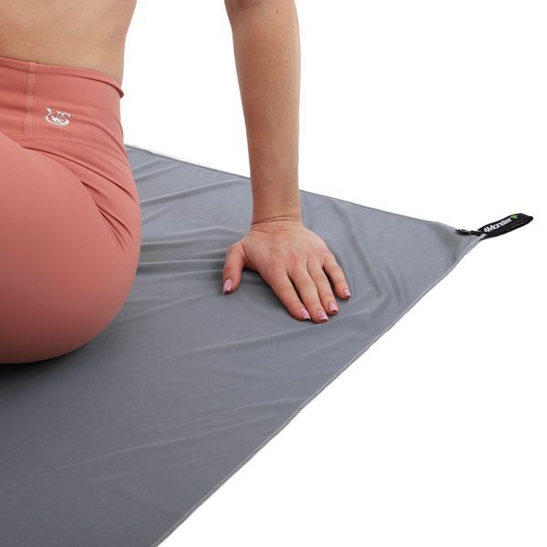 Рушник спортивний з мікрофібри в чохлі EVA CASE SPORTS TOWEL FRYFAST 4Monster T-EDT-120 60х120см кольори в асортименті T-EDT-120 фото
