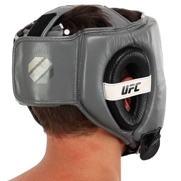 Шлем боксерский в мексиканском стиле кожаный UFC PRO Training UHK-69959 M серебряный-черный UHK-69959 фото