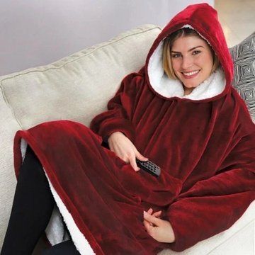 Плед толстовка с капюшоном и рукавами Huggle Hoodie оверсайз. Цвет: бордовый ws96134-1 фото