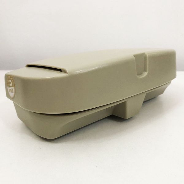 Футляр для очков в машину Visor Clamp магнитный. Цвет: бежевый ws49133-1 фото
