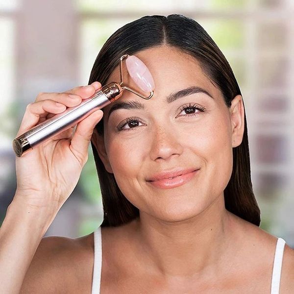 Массажер ролик электрический для лица Facial Roller Massager. Цвет: бежевый ws25719 фото