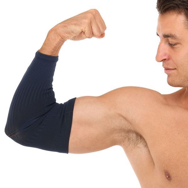 Рукав спортивный нарукавник компрессионный Joma ARM WARMER 400285-331 размер M-L 1шт темно-синий M 400285-331 фото