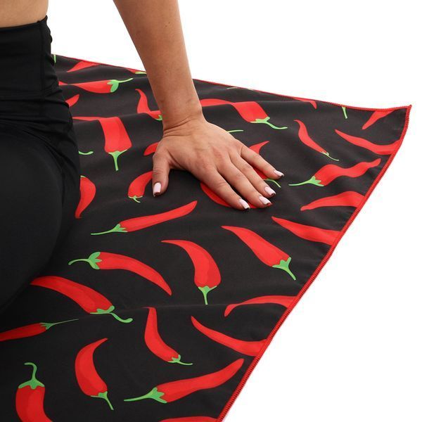 Рушник спортивний з мікрофібри MadWave SPICY M076304200W 140х80см чорний M076304200W фото