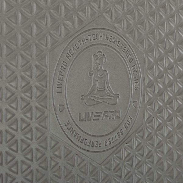 Коврик для фитнеса и спорта с люверсами для хранения LiveUp LP8229 140x60x1,6см темно-серый LP8229 фото