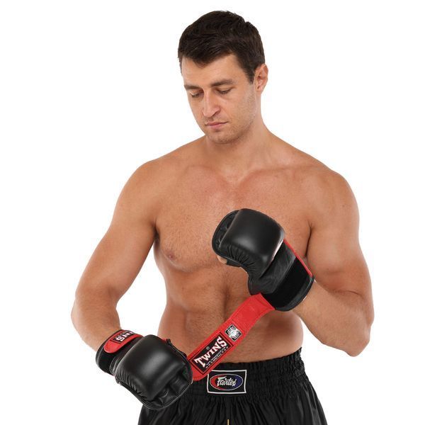 Перчатки Крабы спаринговые для MMA TWINS GGL-1 M-XL цвета в ассортименте XL GGL-1 фото