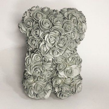 Мишка из искусственных 3D роз 25 см. Цвет: серебряный ws75291-9 фото