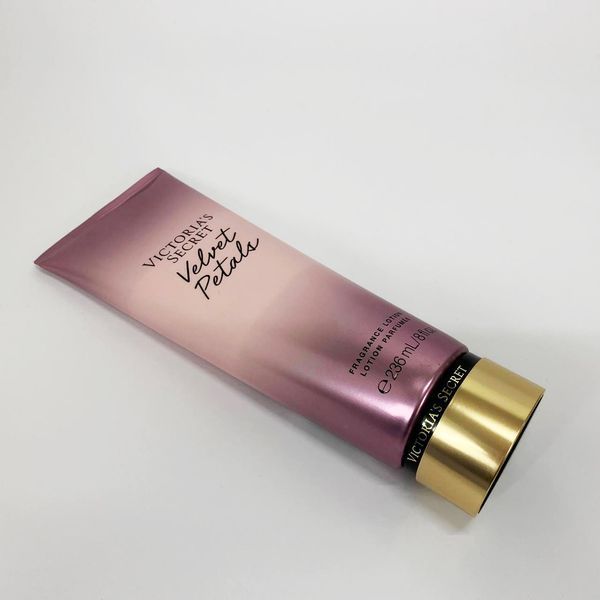 Лосьон для тела Victoria's Secret Velvet Petals 236 мл Original ws99622 фото