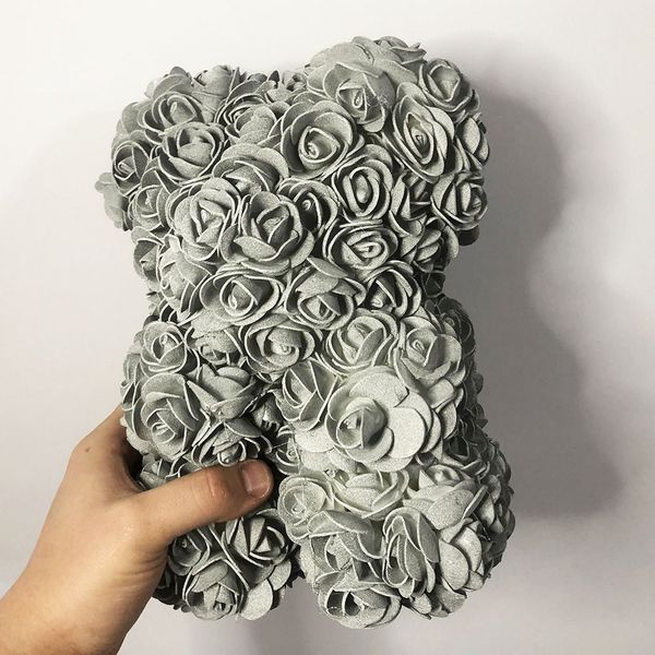 Мишка из искусственных 3D роз 25 см. Цвет: серебряный ws75291-9 фото